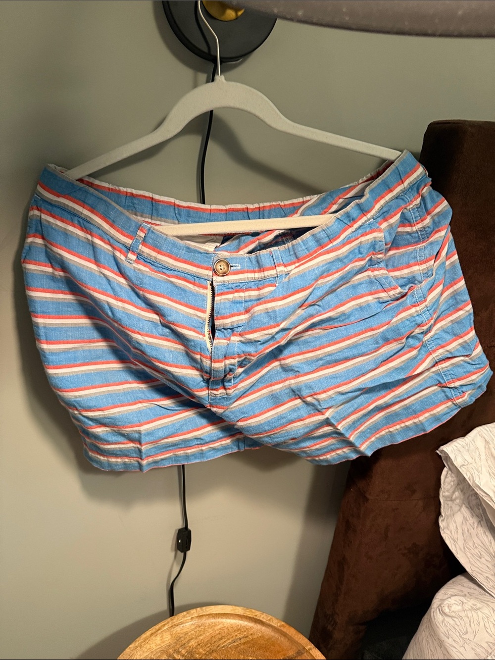 Chubbies Men's Casual Blue & Coral Striped Shorts